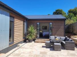 The Garden Lodge, holiday home in Shaldon