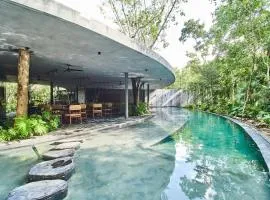 Rotamundos Luxury in Lúum Zama