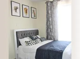 SIMBA'S NOOK - A modern Budget Studio Apartment in Syokimau, Nairobi with Fast WiFi & Netflix - Near the JKIA Airport, SGR Station & Gateway Mall