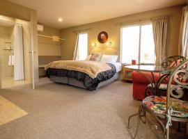 Blue Ridge Studios and Bed & Breakfast, hotell i nærheten av Fiordland Cinema i Te Anau