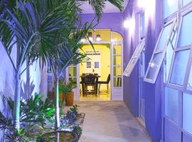 Casa Violeta, villa in Mérida