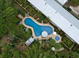 Laguna Eco Village #205 Pool/ Tennis Courts/ BBQ, Damas-eyjan, Quepos, hótel í nágrenninu