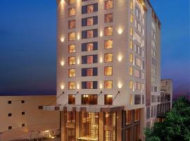 Doubletree By Hilton Varanasi – hotel w mieście Waranasi