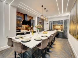 Swish Luxury Holiday Apartments, Hotel in Blackpool