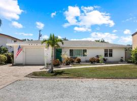 Parrot Bay Retreat, hytte i Sarasota