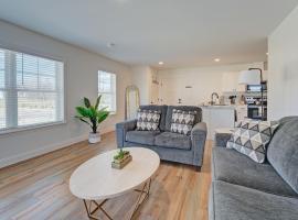 Cozy Escape with Modern Comfort in Central Auburn - 1BD, 1BA Apartment, familiehotell i Auburn