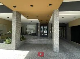 EXCELENTE departamento a estrenar con cochera en zona Plaza Mitre