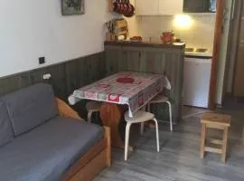 A Valfrejus,Proche des pistes, studio cabine tout confort