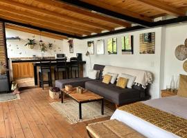 Sukha Lodge, lodge a Valle de Bravo