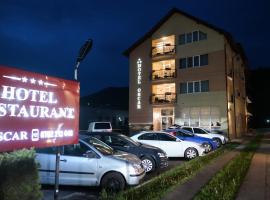 Hotel-Restaurant Oscar, hotelli kohteessa Piatra Neamţ