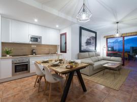 Giraud II - Secluded beachfront duplex