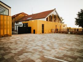 Galerie mlýn Žeraviny, hotel v destinaci Žeraviny
