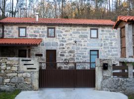 A CASA DA MOREIRA - Casa rural en Ponte Maceira, landhuis in A Coruña