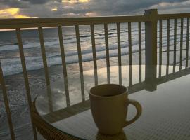 Ponce de Leon Towers, hotel din New Smyrna Beach