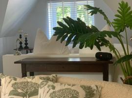 Zolder appartement Le Grenier, διαμέρισμα σε Dilsen-Stokkem