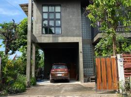 Modern Loft Style, cabaña o casa de campo en Nakhon Phanom