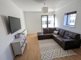 Best Location in Belfast! Free parking, hotel accessible a Belfast