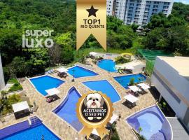 Flat Super Luxo - Rio Quente - Acesso Ao Rio, apartamento em Rio Quente
