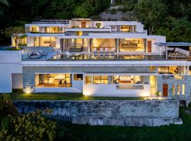 Zest : Ultra-Luxurious Five Star Villa，位于纳通市的酒店