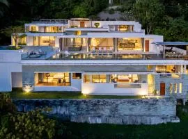 Zest : Ultra-Luxurious Five Star Villa