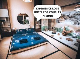 OROOM Japan - Role Play For Couples in BRNO, guesthouse kohteessa Brno