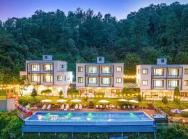 Die Pause Pool villa Pension, resort em Gapyeong