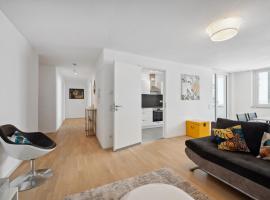 EXQUIS Design 3-Zimmer-Apartment I Balkon I Parkplatz I Top-Lage I Mercedes-Benz I Kinderbetten, hotell i Böblingen