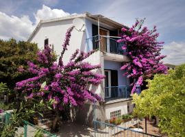Apartments Irena, h&oacute;tel &iacute; Trogir