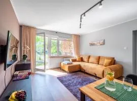 Gdynia Wyjątkowy Apartament przy Lesie by Noclegi Renters