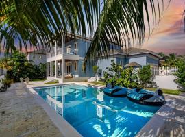 Blu Diamond Luxury Estate Home, cottage in Nassau