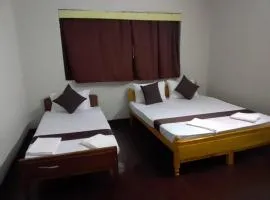 MercuryFM 104 House Colombo 8 - Mangala Road 3-1