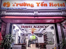 Trường Yến Hotel Ninh Bình, hotel con parking en Ninh Binh
