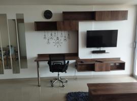 R3 Apartamento muy comodo y seguro perfecto para trabajar o vacacionar con balc&oacute;n al mar, apartamento en Riohacha