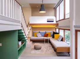 Bedtime storeys near ICON SIAM