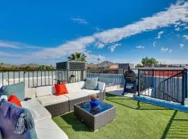 Rooftop Patio, Skyline Views Phoenix Townhome!
