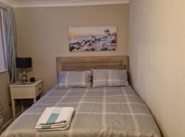 Yvonnehut, pet-friendly hotel in Luton