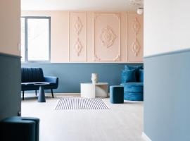 Exklusive Design Appartement Magnolia Neubau, lavprishotell i Pfungstadt