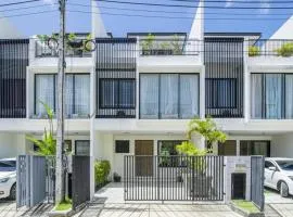 3BDR Townhouse in Laguna Park