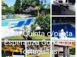 Casa Quinta con pileta Tortuguitas Bs As, hotell med parkering i Manuel Alberti