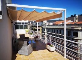 BURGO NUEVO Ático de lujo en pleno centro con terraza y vistas - leonapartamentos, hotel cerca de FGULEM, León
