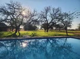 Makua Bush Hotel