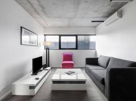 Refresh at Rhapsody - City-Fringe Contemporary, apartment in Melbourne