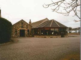 Heath Hill Hotel, hotel v destinaci Tyrie Mains