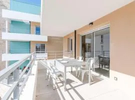 T3 climatisé, proche plage, neuf, WIFI inclus, parking privé - FR-1-409-230