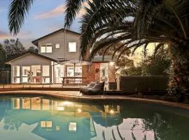 Coastal Family Haven with Pool - Mornington Peninsula
