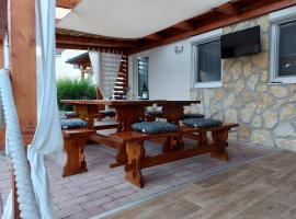 Tulipán Vendégház、シャーロシュパタクのスキーリゾート