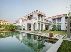 La Mosteiro in Assagao, Splendid 3&4BHk Villas with Private Pool, Private Parking, Garden, Caretaker, Kitchen & Security