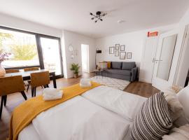 Come4Stay Passau - Apartment Seidenhof I voll ausgestattete Küche I Balkon I Badezimmer, Ferienunterkunft in Passau