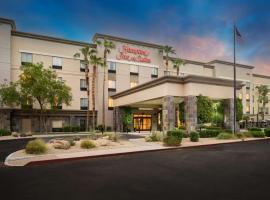 Hampton Inn & Suites Phoenix North/Happy Valley, hotel near Deer Valley Rock Art Center, Phoenix