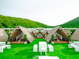 Tawaen Caza Sky Camping, lều trại sang trọng ở Koh Larn